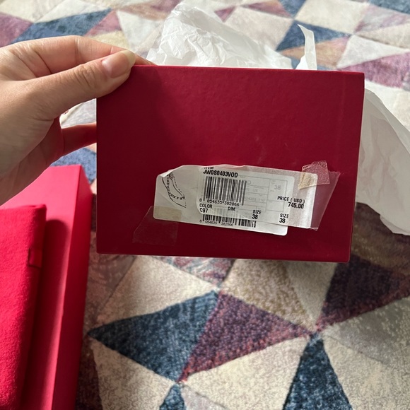 Valentino classic flat pointy toe, burgundy color - Picture 4 of 5